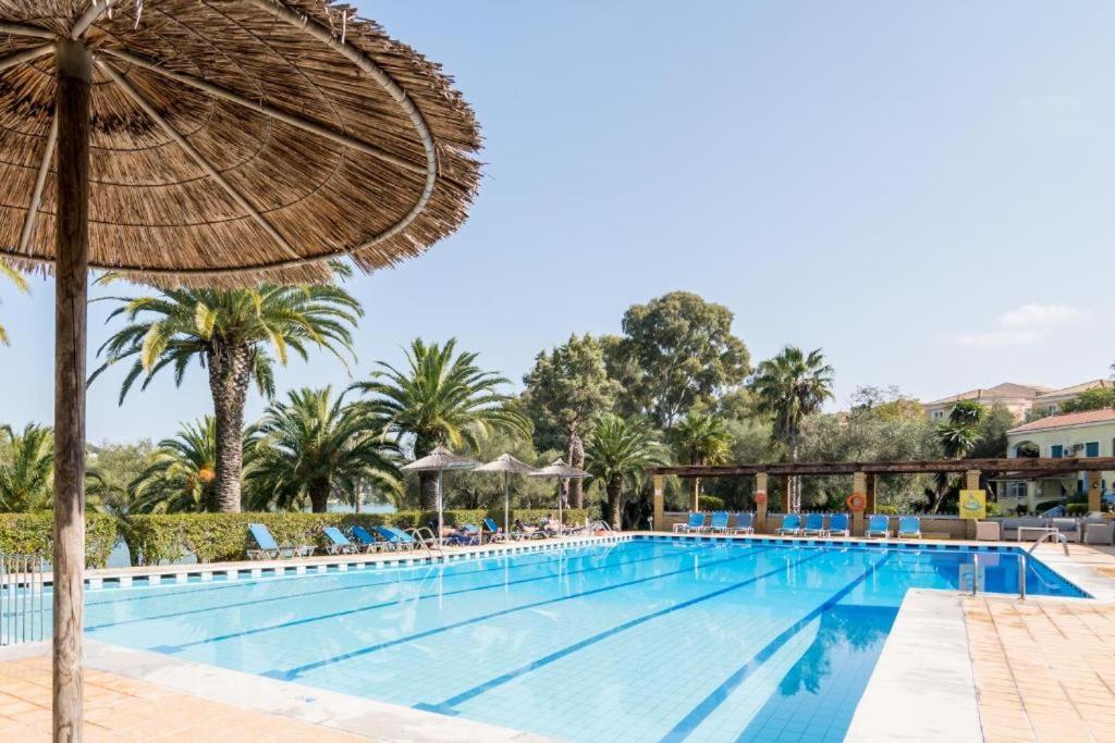Palm Tree Corfu Apt. Danilia Экстерьер фото